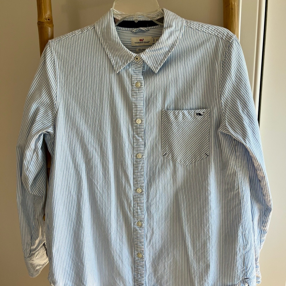 Vineyard Vines Pin Striped Shirt EUC